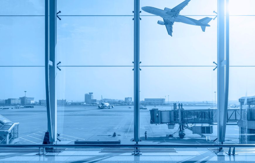 New York (JFK) to Los Angeles (LAX)